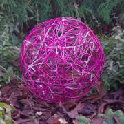 LED 3D-designbal Galax Fun, Ø 30 cm, fuchsia