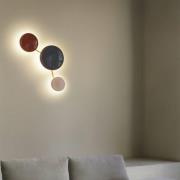 MARSET LED wandlamp Caramel, bruin, Ø 28 cm, TRIAC, glas