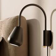 Nuura wandspot Anoli, zwart, metaal, GU10, stekker